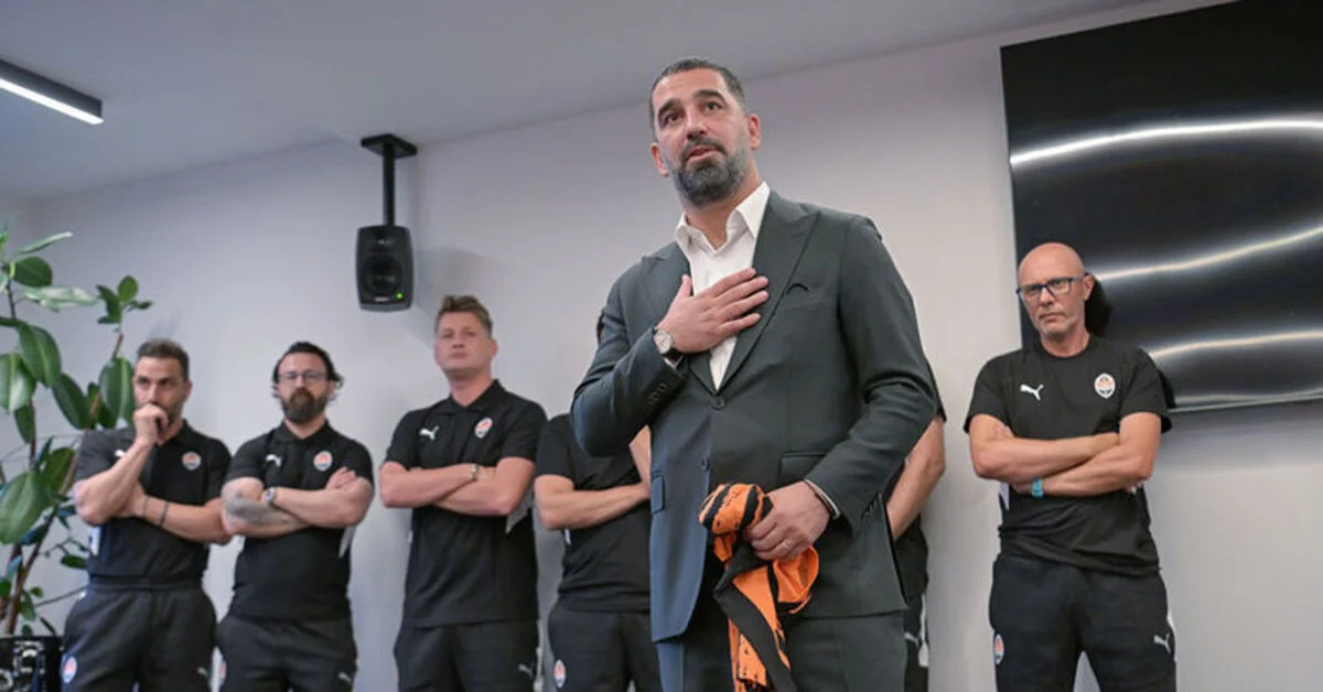 Arda Turan, Shakhtar'da ilk idmanına çıktı