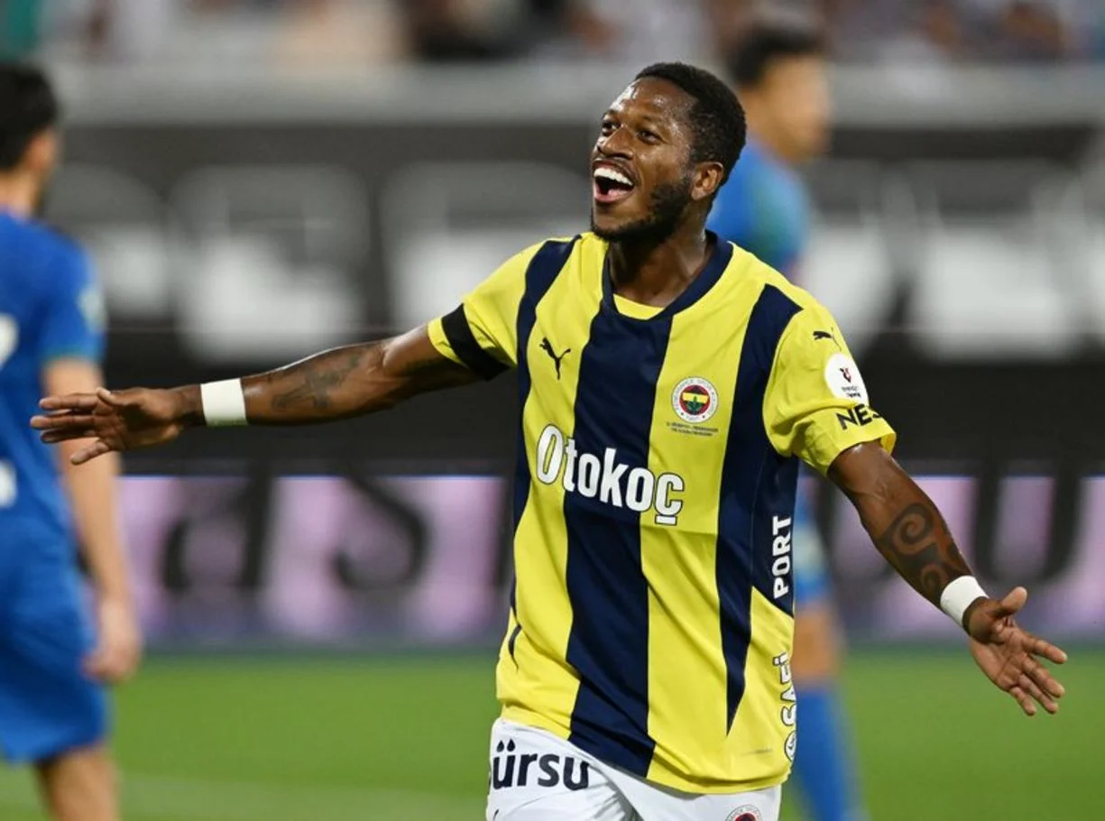 Fred Fenerbahçe maçında sahada