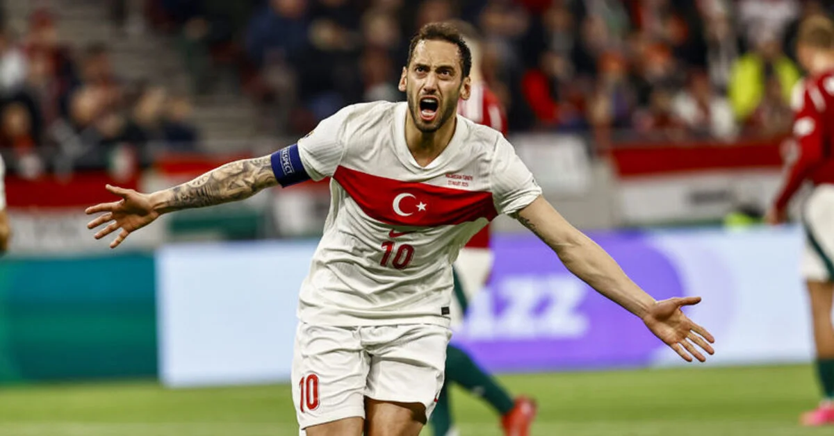 Hakan Çalhanoğlu adım adım Cimbom'a!