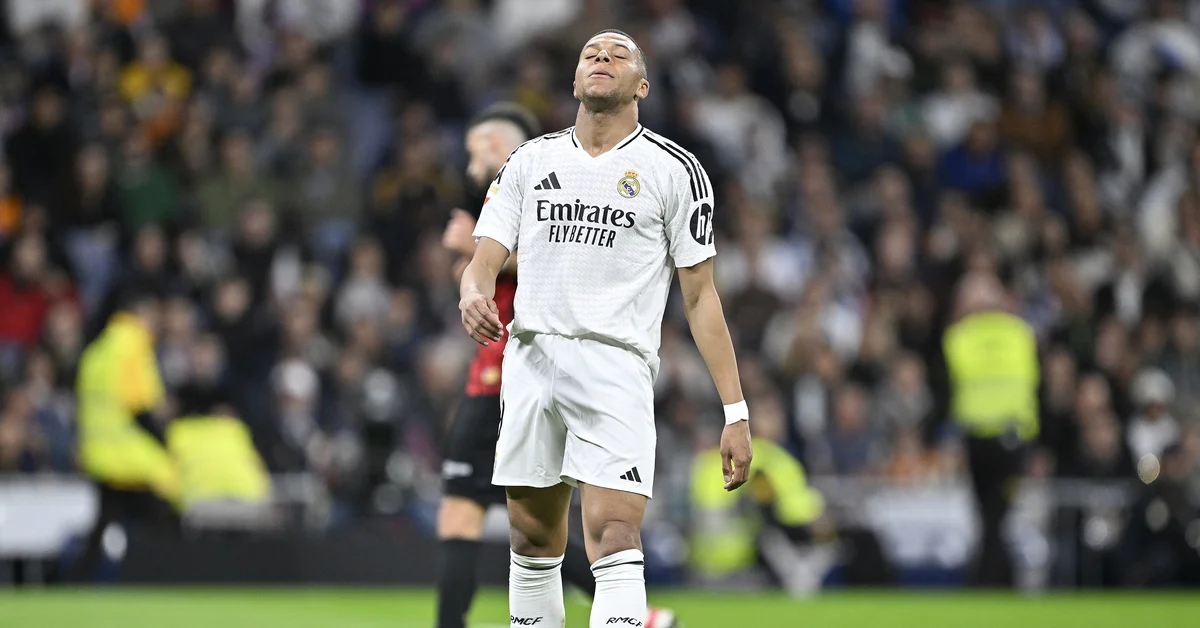 Kylian Mbappe hastaneye kaldırıldı!