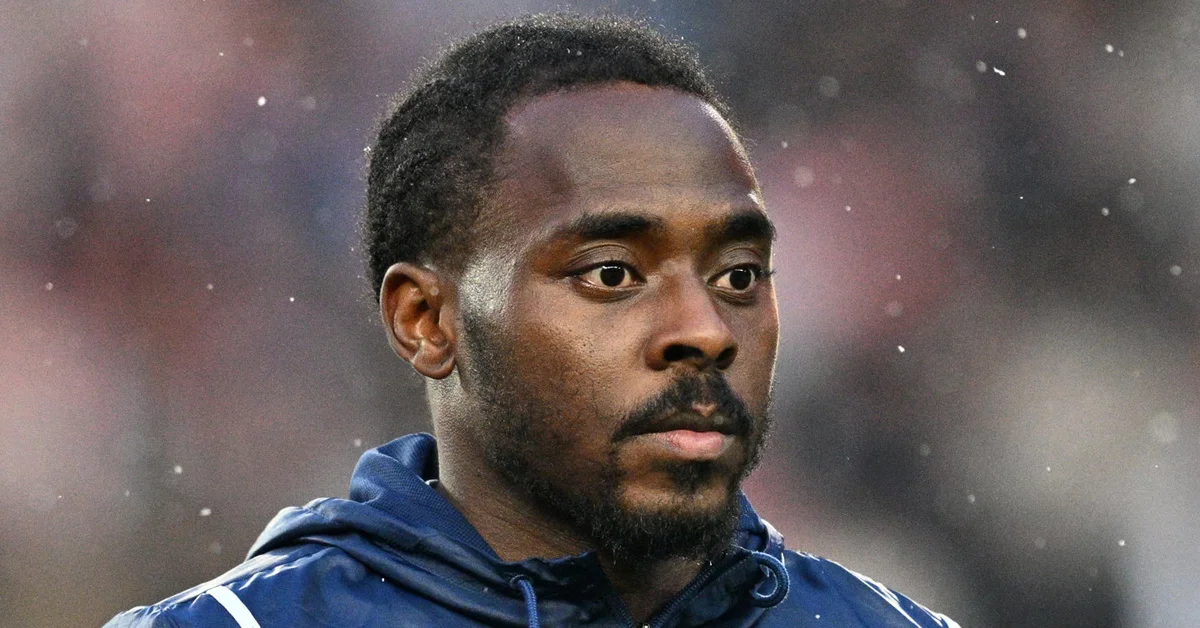 Osayi'den 'hırsızlık' şikayeti