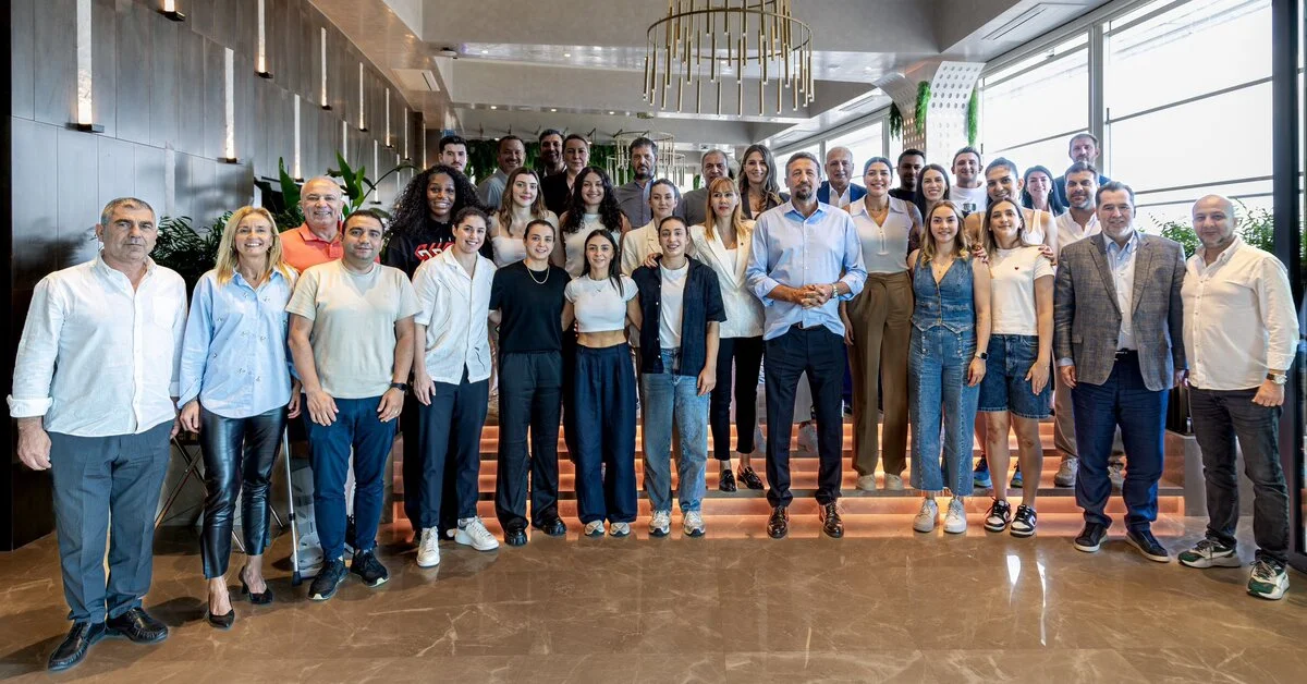 TBF'den Kadın Milliler'e uğurlama yemeği!